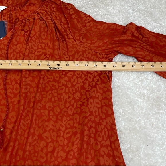 NWT crown & ivy rust icon peasant top boho gypsy leopard animal print L - Picture 10 of 11